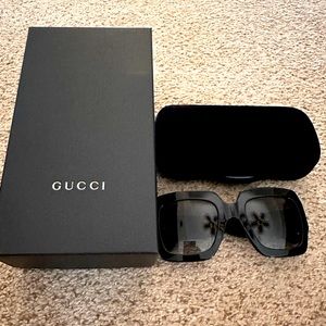 Oversized Gucci sunglasses